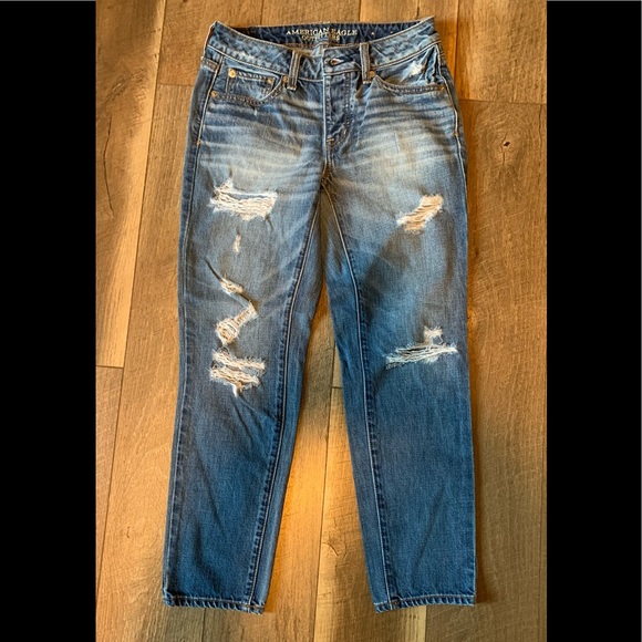 American Eagle Outfitters Boy Crop Distressed Jeans - Picture 2 of 7